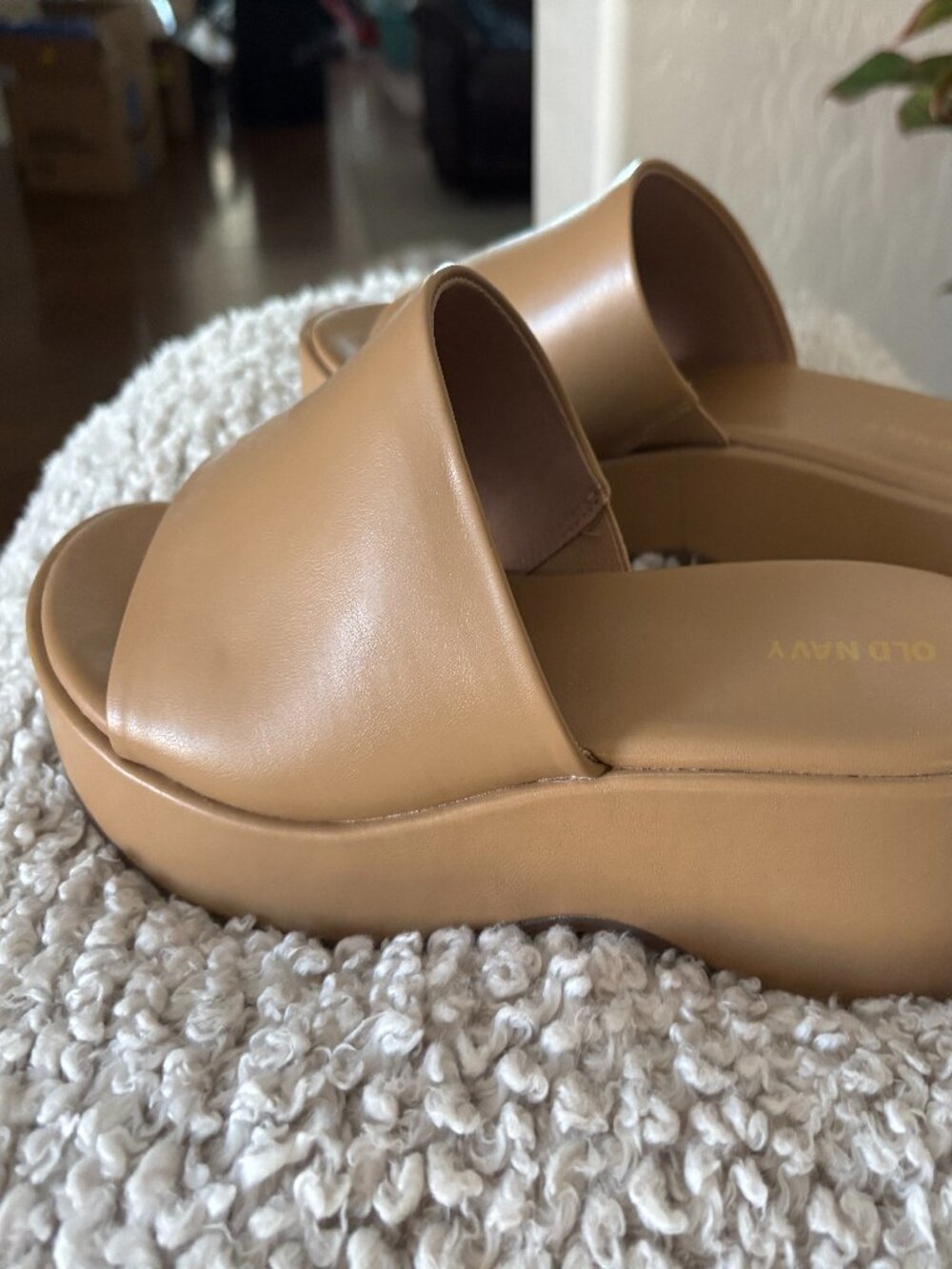 NEW Old Navy Tan Platform Slide Sandals  Women's Size 9  Mule Sandals